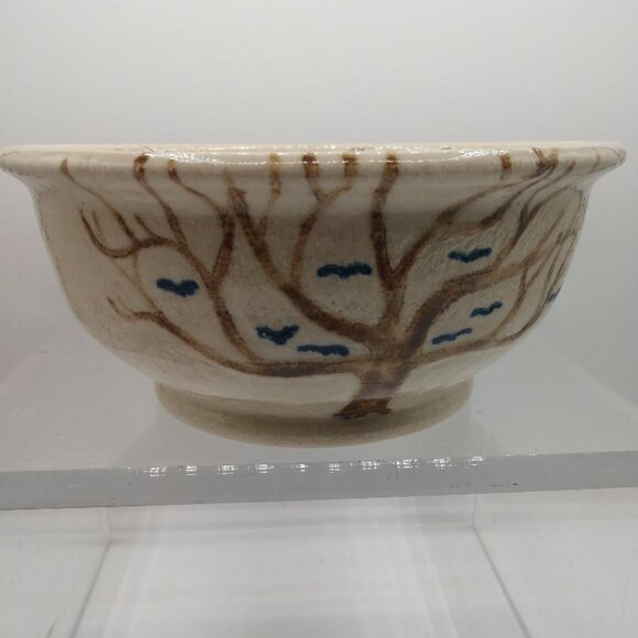 White Pottery Bowl Tree and Birds - Birds indented on the inside and outside - Picture 7 of 16